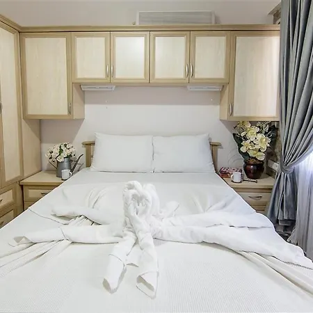 Gokay - 3 Bedroom In Ovacik Apartment